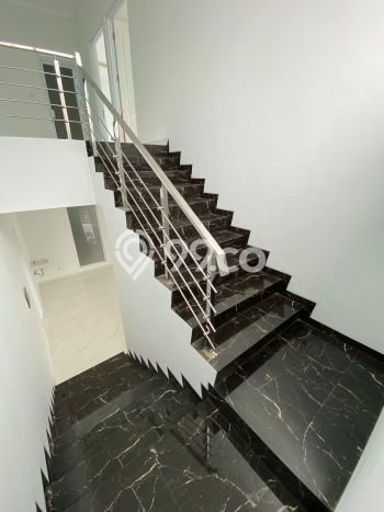 For Sale! Luxury House LT 193m2 Desain Elegan di Citraland For Sale! Luxury House LT 193m2 Desain Elegan di Citraland