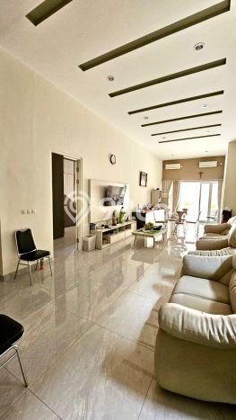 Ready to Use! Luxury House LT 300m2 Desain Modern di Manyar Ready to Use! Luxury House LT 300m2 Desain Modern di Manyar