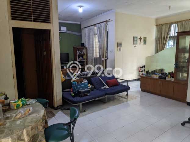 Hunian Cantik Modern Lb 160m2 di Rungkut, Surabaya Hunian Cantik Modern Lb 160m2 di Rungkut, Surabaya
