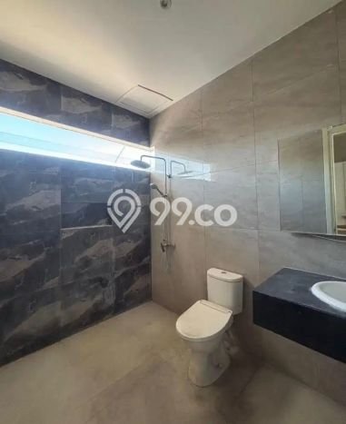INVESTASI CERDAS! Rumah Exclusive , Surabaya, LT 180m2m² Luas Bangunan 240m2m² INVESTASI CERDAS! Rumah Exclusive , Surabaya, LT 180m2m² Luas Bangunan 240m2m²