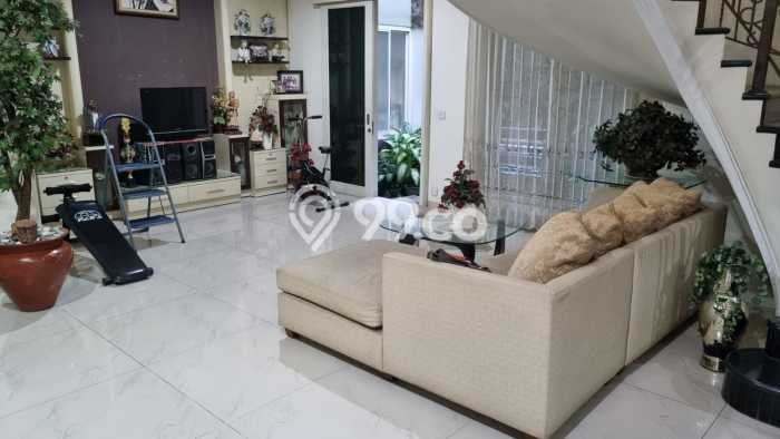 For Sale Rumah Mewah Exclusive di Sukolilo, Surabaya For Sale Rumah Mewah Exclusive di Sukolilo, Surabaya