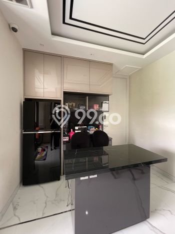 Jual Rumah Luas Elegan Dengan View Eksklusif di Citraland, Surabaya Jual Rumah Luas Elegan Dengan View Eksklusif di Citraland, Surabaya