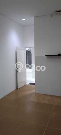 For Sale Hunian Rumah Terawat 4 KT di Citraland, Surabaya For Sale Hunian Rumah Terawat 4 KT di Citraland, Surabaya