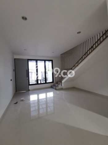 Jual Rumah Bagus Siap Huni LB 115m2 di Waru, Sidoarjo Jual Rumah Bagus Siap Huni LB 115m2 di Waru, Sidoarjo
