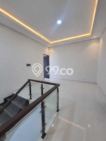 Hunian Elit LB 400m2 Siap Huni Desain Elegan di Citraland, Surabaya Hunian Elit LB 400m2 Siap Huni Desain Elegan di Citraland, Surabaya