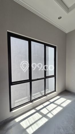 Jual Rumah Luas Megah Dengan View Cantik di Citraland, Surabaya Jual Rumah Luas Megah Dengan View Cantik di Citraland, Surabaya