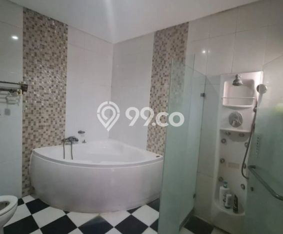Dijual Cepat Rumah Strategis LT 173m2 LB 209m2 di Jakarta Barat Cocok untuk Hunian Dijual Cepat Rumah Strategis LT 173m2 LB 209m2 di Jakarta Barat Cocok untuk Hunian