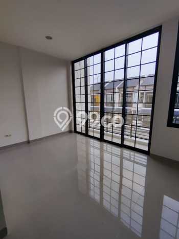 Ruko Paling Dicari LB 212m2 Dijual di Kelapa Gading Ruko Paling Dicari LB 212m2 Dijual di Kelapa Gading