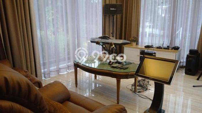 Hunian Mewah LB 550m2 Siap Huni Desain Elegan di Sentul City, Bogor Hunian Mewah LB 550m2 Siap Huni Desain Elegan di Sentul City, Bogor