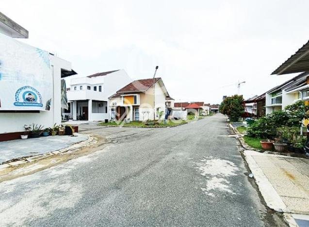 Disewakan! Rumah 2 Kamar Tidur &
1 Kamar Mandi di Batu Besar, Batam Disewakan! Rumah 2 Kamar Tidur &
1 Kamar Mandi di Batu Besar, Batam
