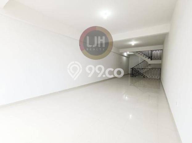 Disewakan Ruko di Pusat Kota Batam Ramai Strategis Disewakan Ruko di Pusat Kota Batam Ramai Strategis