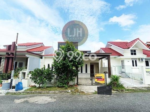 HUNIAN PILIHAN! Rumah kawasan Batam Centre, 3 KT, Lingkungan Strategis, LT 160m² LB 160m² HUNIAN PILIHAN! Rumah kawasan Batam Centre, 3 KT, Lingkungan Strategis, LT 160m² LB 160m²