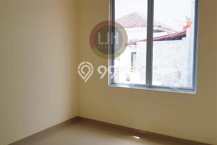 For Sale Rumah 4 Kamar Lokasi Strategis Bagus dan Strategis di Batam Kota For Sale Rumah 4 Kamar Lokasi Strategis Bagus dan Strategis di Batam Kota