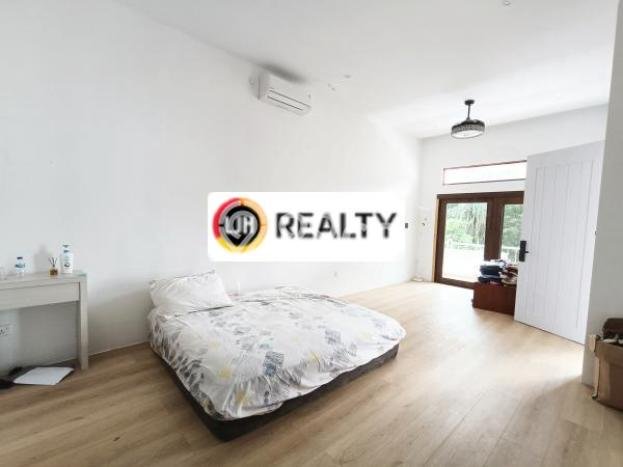 Rumah Eksklusif Siap Huni LT 285m2 di Batam Kota, Batam Rumah Eksklusif Siap Huni LT 285m2 di Batam Kota, Batam