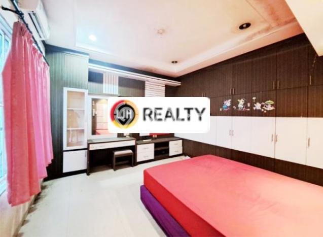 DIJUAL CEPAT! Rumah Lubuk Baja, Batam, LT 128m² LB 96m² DIJUAL CEPAT! Rumah Lubuk Baja, Batam, LT 128m² LB 96m²