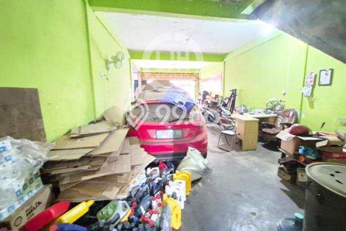 Ruko Dijual di Batam LT 90m2 & LB 270m2 Lokasi Terbaik! Ruko Dijual di Batam LT 90m2 & LB 270m2 Lokasi Terbaik!
