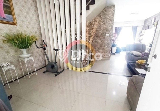 Rumah Strategis Modern Lb 165m2 di Batam Kota, Batam Rumah Strategis Modern Lb 165m2 di Batam Kota, Batam