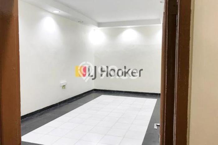Rumah Lokasi Strategis area Nagoya, Batam, LT 109m² LB 51m² Rumah Lokasi Strategis area Nagoya, Batam, LT 109m² LB 51m²