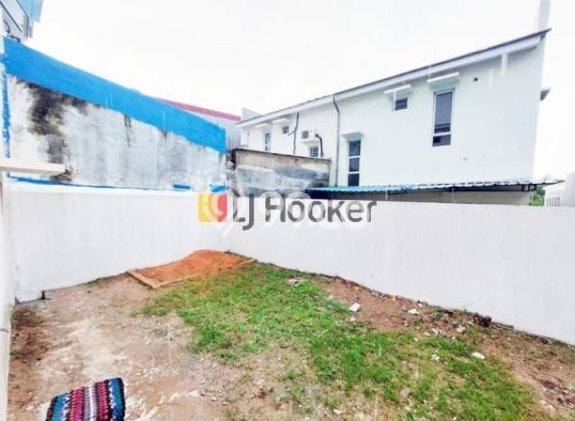 Rumah Siap Huni lokasi Batam Kota, Batam, Luas 120m² LB 65m² Rumah Siap Huni lokasi Batam Kota, Batam, Luas 120m² LB 65m²