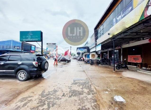 PRIME LOCATION! Ruko di Batu Aji, Luas 200m², Kawasan Komersial, Posisi Strategis PRIME LOCATION! Ruko di Batu Aji, Luas 200m², Kawasan Komersial, Posisi Strategis