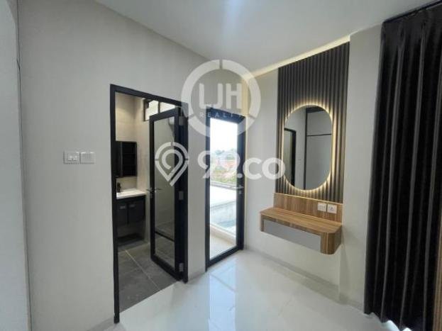 Jual Rumah Luas Megah Dengan View Eksklusif di Batam Centre, Batam Jual Rumah Luas Megah Dengan View Eksklusif di Batam Centre, Batam