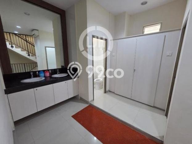 Ruko Dijual di Batam Kota LT 117m2, LB 291m2 untuk Investasi Ruko Dijual di Batam Kota LT 117m2, LB 291m2 untuk Investasi