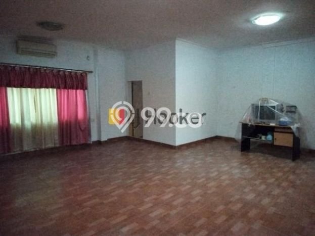 PROPERTI UNGGULAN! Rumah Premium area Batam Kota, LT 140m² Bangunan 140m² PROPERTI UNGGULAN! Rumah Premium area Batam Kota, LT 140m² Bangunan 140m²