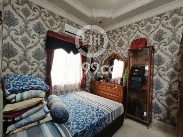 HARGA SPECIAL! Rumah Asri lokasi Batam Kota, Luas 397m2m² Bangunan 400m2m² HARGA SPECIAL! Rumah Asri lokasi Batam Kota, Luas 397m2m² Bangunan 400m2m²