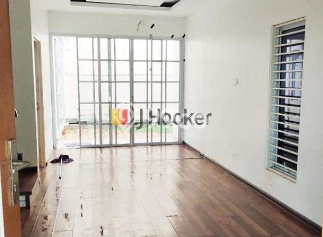 Rumah LT 136m² / LB 144m² Area Strategis di Batu Besar, Batam Rumah LT 136m² / LB 144m² Area Strategis di Batu Besar, Batam