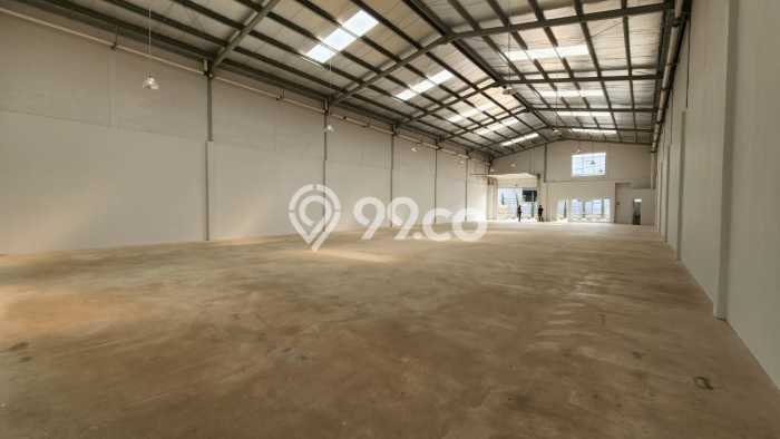 Gudang Dijual di Bandung LT 810m2 & LB 540m2 Lokasi Terbaik! Gudang Dijual di Bandung LT 810m2 & LB 540m2 Lokasi Terbaik!