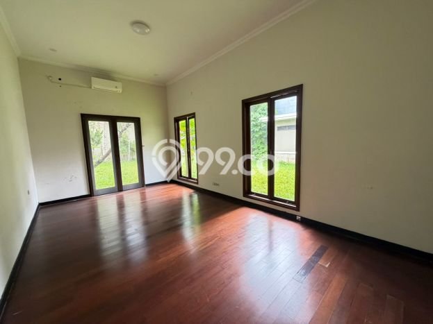 Hunian Elit LB 220m2 Siap Pakai Desain Elegan di Kota Baru Parahyangan, Bandung Hunian Elit LB 220m2 Siap Pakai Desain Elegan di Kota Baru Parahyangan, Bandung