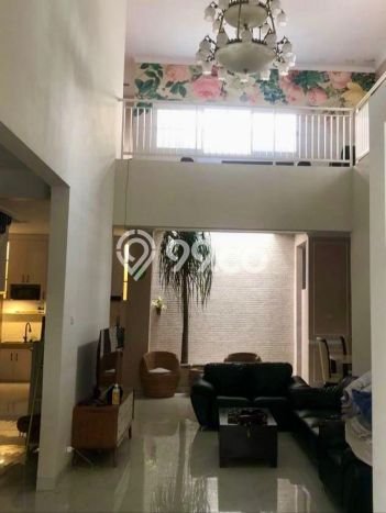 Hunian Elit LB 250m2 Siap Huni Desain Elegan di Kota Baru Parahyangan, Bandung Hunian Elit LB 250m2 Siap Huni Desain Elegan di Kota Baru Parahyangan, Bandung