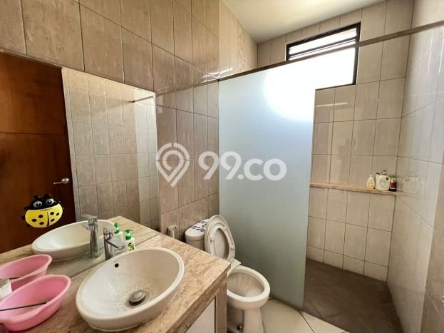 Rumah Elit Modern Tanpa Renovasi di Kota Baru Parahyangan Bandung Rumah Elit Modern Tanpa Renovasi di Kota Baru Parahyangan Bandung
