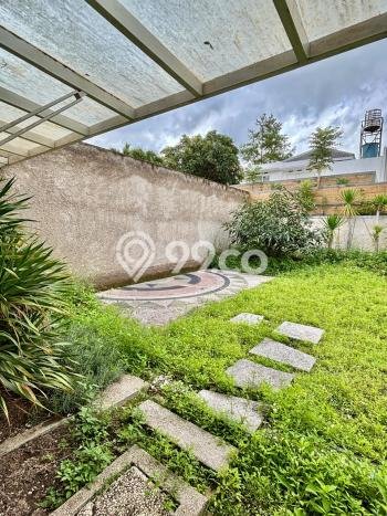 Rumah Elit Modern Siap Huni di Kota Baru Parahyangan Bandung Rumah Elit Modern Siap Huni di Kota Baru Parahyangan Bandung
