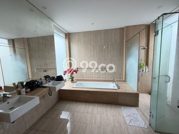 Ready to Use! Luxury House LT 630m2 Desain Modern di Kota Baru Parahyangan Ready to Use! Luxury House LT 630m2 Desain Modern di Kota Baru Parahyangan