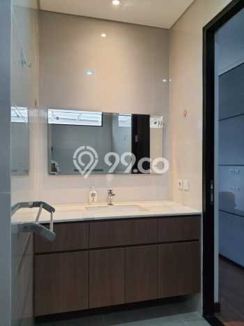 Rumah Luxury Modern Tanpa Renovasi di Kota Baru Parahyangan Bandung Rumah Luxury Modern Tanpa Renovasi di Kota Baru Parahyangan Bandung