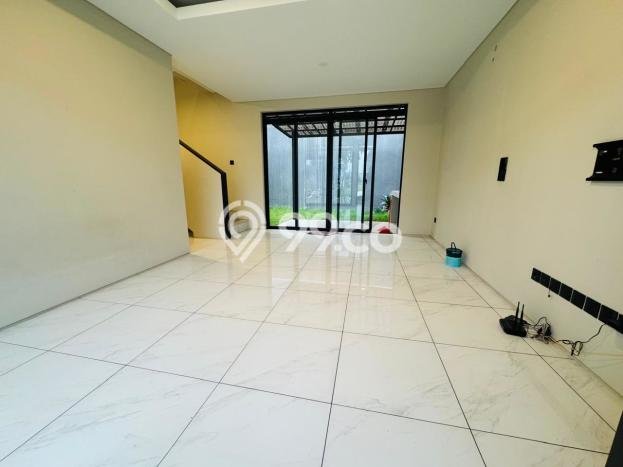 Jual Rumah Eksklusif 3 KT di Kota Baru Parahyangan, Bandung Jual Rumah Eksklusif 3 KT di Kota Baru Parahyangan, Bandung