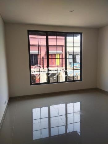 Dijual! Ruko di Gading Serpong Tangerang LT 45m2 / LB 90m2 Kawasan Strategis Dijual! Ruko di Gading Serpong Tangerang LT 45m2 / LB 90m2 Kawasan Strategis