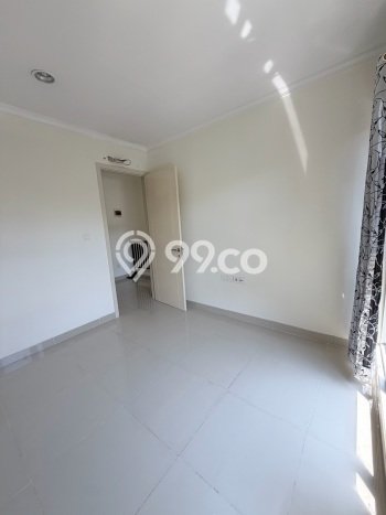 Disewakan! Rumah 3 Kamar Tidur &
2 Kamar Mandi di Gading Serpong, Tangerang Disewakan! Rumah 3 Kamar Tidur &
2 Kamar Mandi di Gading Serpong, Tangerang