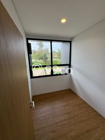 Rumah sewa siap pakai 3 KT di BSD City, Tangerang Rumah sewa siap pakai 3 KT di BSD City, Tangerang