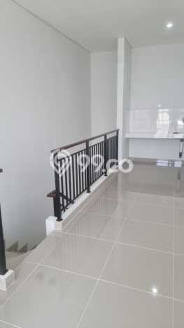 Ruko Disewa di Tangerang dengan LB 90m2 Area Komersial Ramai Ruko Disewa di Tangerang dengan LB 90m2 Area Komersial Ramai