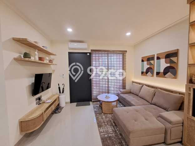 Dijual Rumah Luas Megah Dengan View Cantik di Gading Serpong, Tangerang Dijual Rumah Luas Megah Dengan View Cantik di Gading Serpong, Tangerang