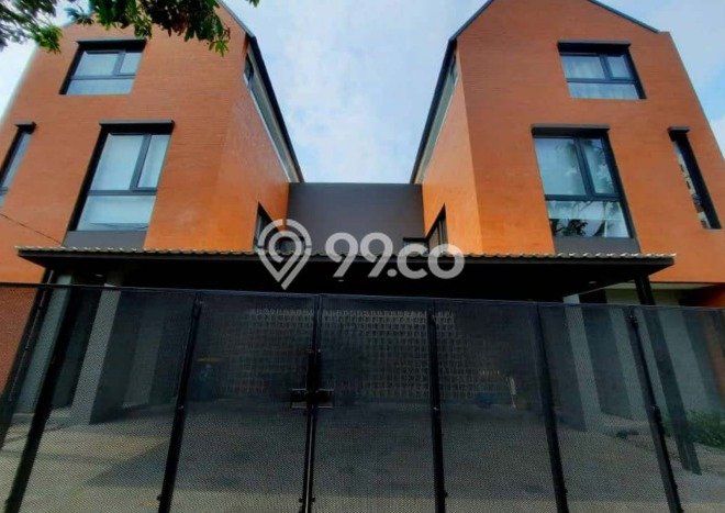 Rumah Luxury Modern Siap Huni di Cipete Jakarta Selatan Rumah Luxury Modern Siap Huni di Cipete Jakarta Selatan