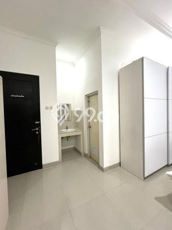 Dijual Rumah Mewah Elegan Dengan View Cantik di Tomang, Jakarta Barat Dijual Rumah Mewah Elegan Dengan View Cantik di Tomang, Jakarta Barat