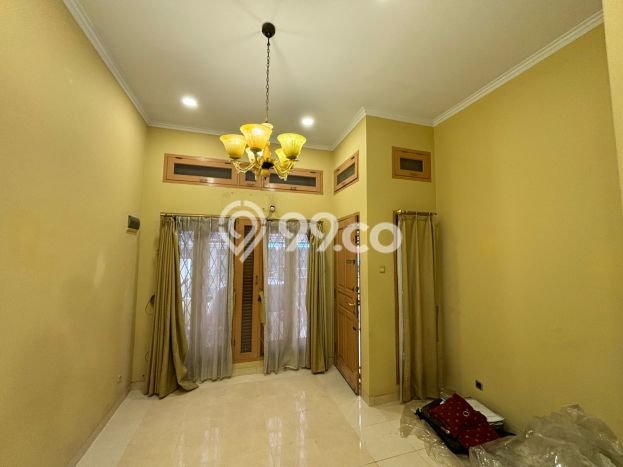 Hunian Cantik Modern Lb 160m2 di Kelapa Gading, Jakarta Utara Hunian Cantik Modern Lb 160m2 di Kelapa Gading, Jakarta Utara