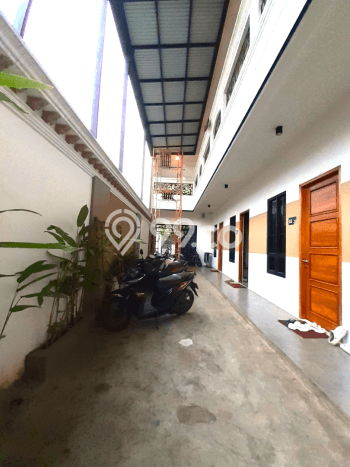 Kost Dijual di Cibubur dengan 17 KT dan Luas 530m2 Kost Dijual di Cibubur dengan 17 KT dan Luas 530m2