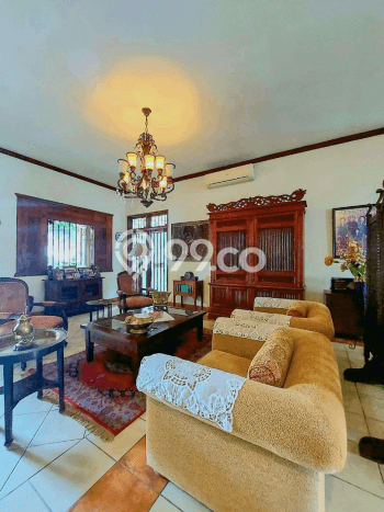For Sale! Luxury House LT 718m2 Desain Modern di Cipete For Sale! Luxury House LT 718m2 Desain Modern di Cipete
