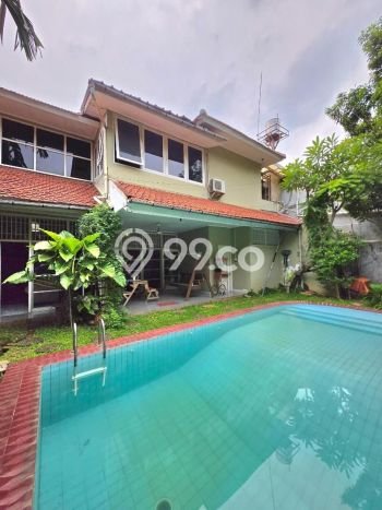 Rumah Mewah LB 352m2 Siap Huni Desain Elegan di Pondok Labu, Jakarta Selatan Rumah Mewah LB 352m2 Siap Huni Desain Elegan di Pondok Labu, Jakarta Selatan