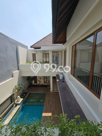 Rumah 5 KT 4 KM Fully Furnished di Lokasi Prestisius , Jakarta Selatan Rumah 5 KT 4 KM Fully Furnished di Lokasi Prestisius , Jakarta Selatan