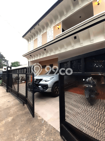 Kost Dijual di Cibubur dengan 17 KT dan Luas 530m2 Kost Dijual di Cibubur dengan 17 KT dan Luas 530m2
